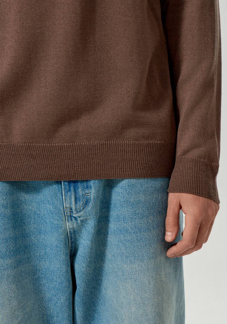 Свитер базовый с высоким воротом шир.  750, рис. 29