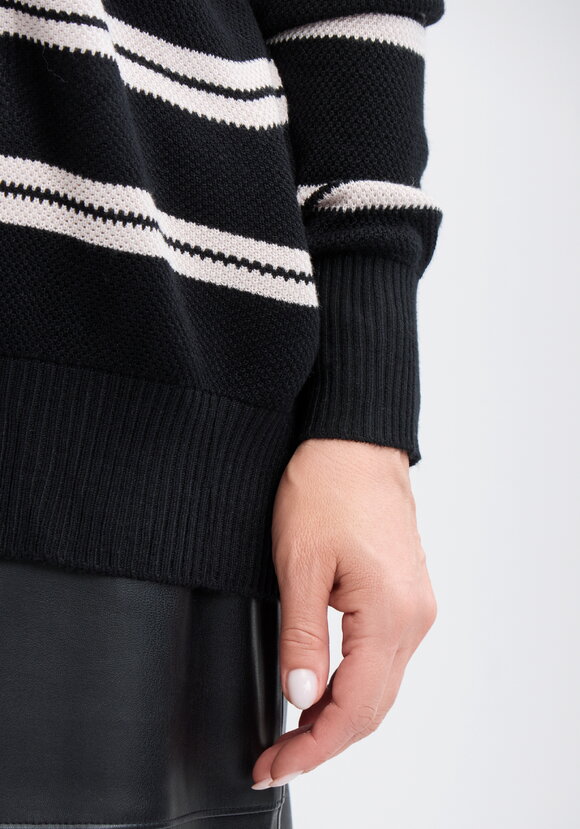 Джемпер Вероника шир.  580, рис. 12