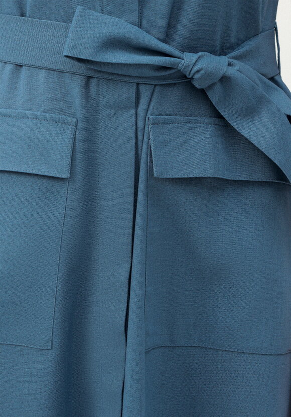 Платье-сафари А-силуэта шир.  580, рис. 22