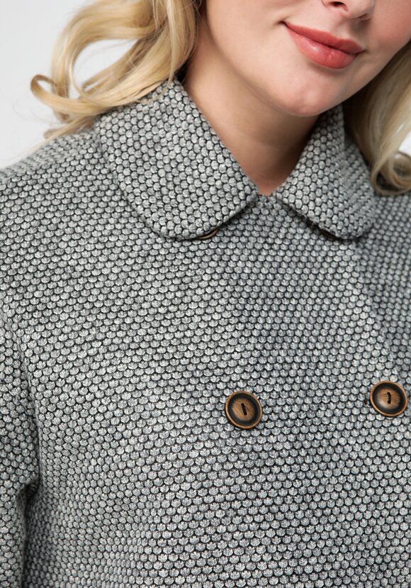 Полупальто свободного кроя шир.  580, рис. 17