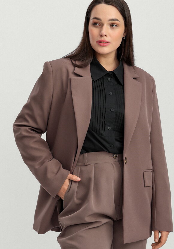 Пиджак однобортный на подкладке шир.  580, рис. 4