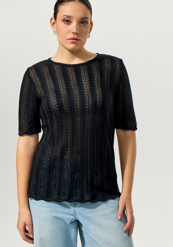 Джемпер с ажурным вертикальным рисунком шир.  580, рис. 2