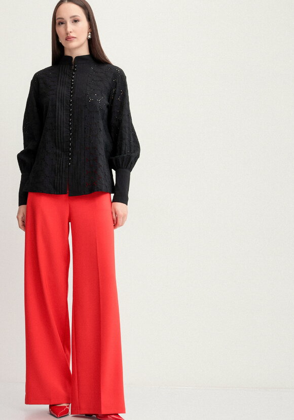 Блуза из шитья с жемчужными пуговицами шир.  580, рис. 2