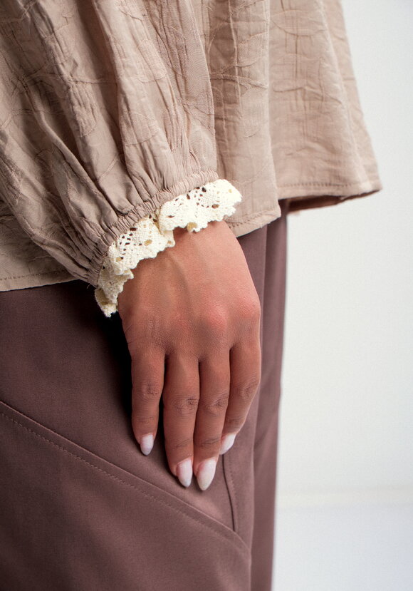 Блуза с отделкой кружева Аниса шир.  580, рис. 6