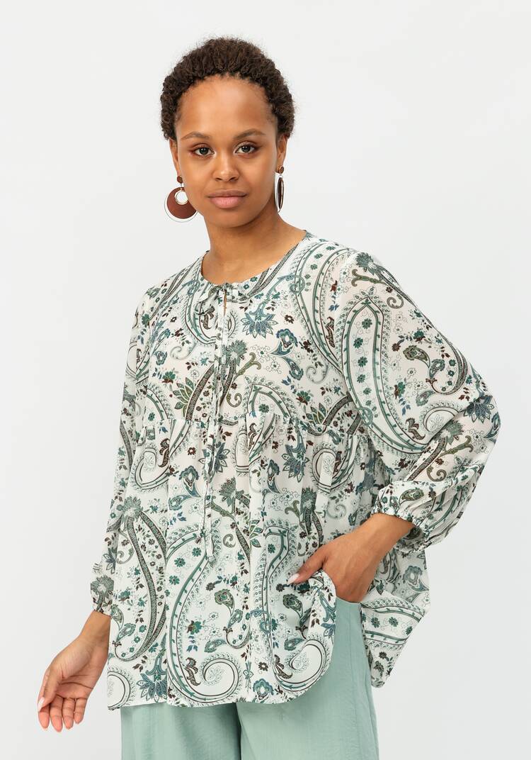Блуза свободного кроя с оригинальным дизайном шир.  750, рис. 1