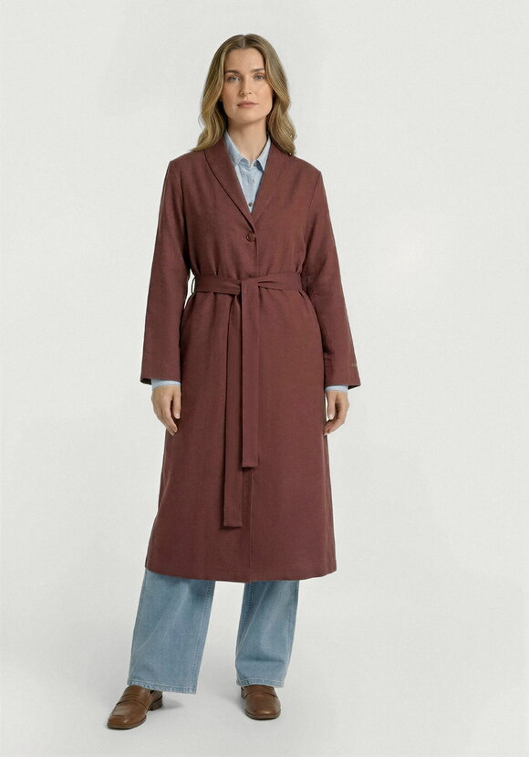 Тренч с цельнокройным воротником на пуговицах шир.  580, рис. 14