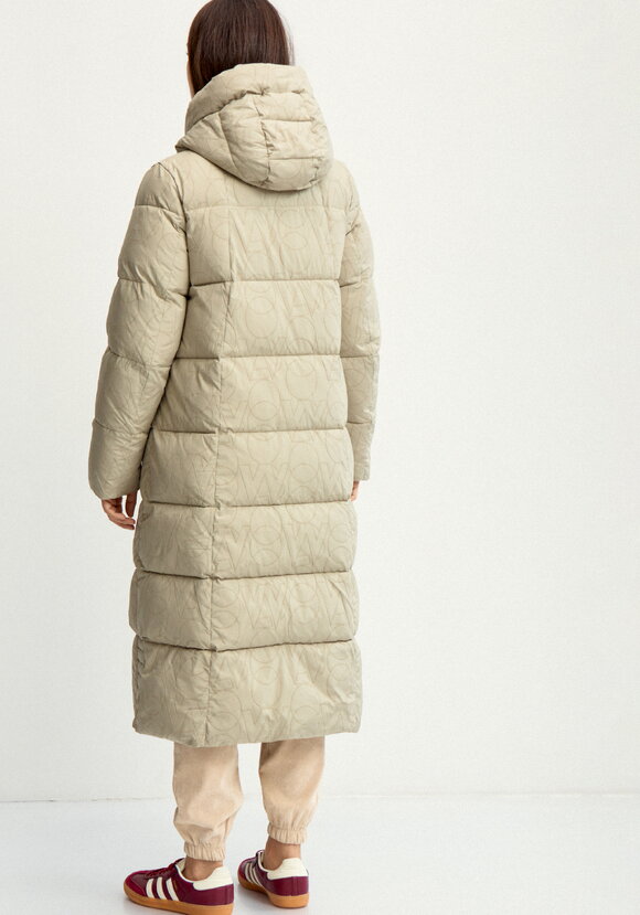 Удлиненный пуховик с капюшоном шир.  580, рис. 20