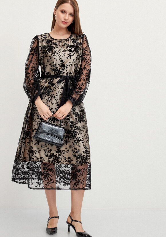 Платье из бархата свободного кроя шир.  580, рис. 1