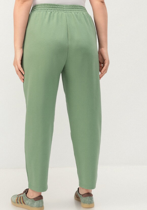 Комплект брючный с принтом на футболке шир.  580, рис. 36