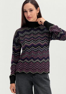 Свитер с высоким горлом и принтом зигзаг