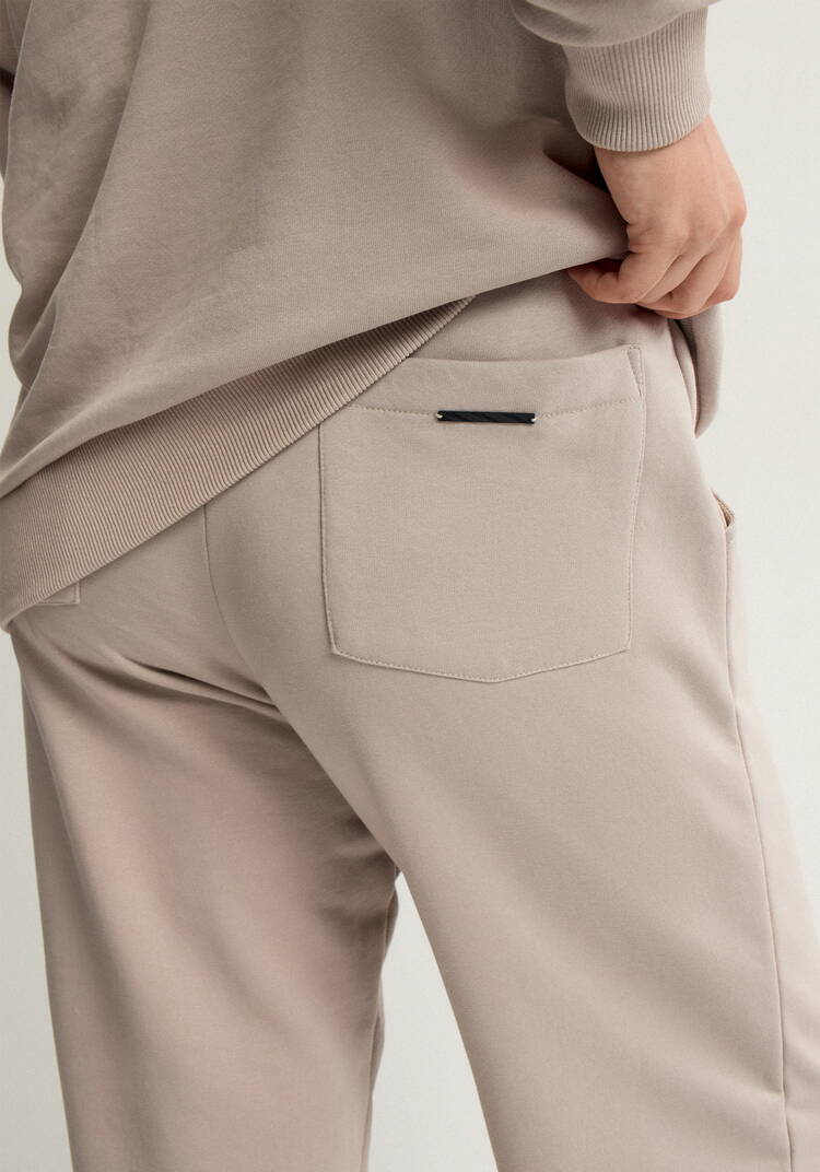 Джоггеры из футера с эластичным поясом шир.  750, рис. 7