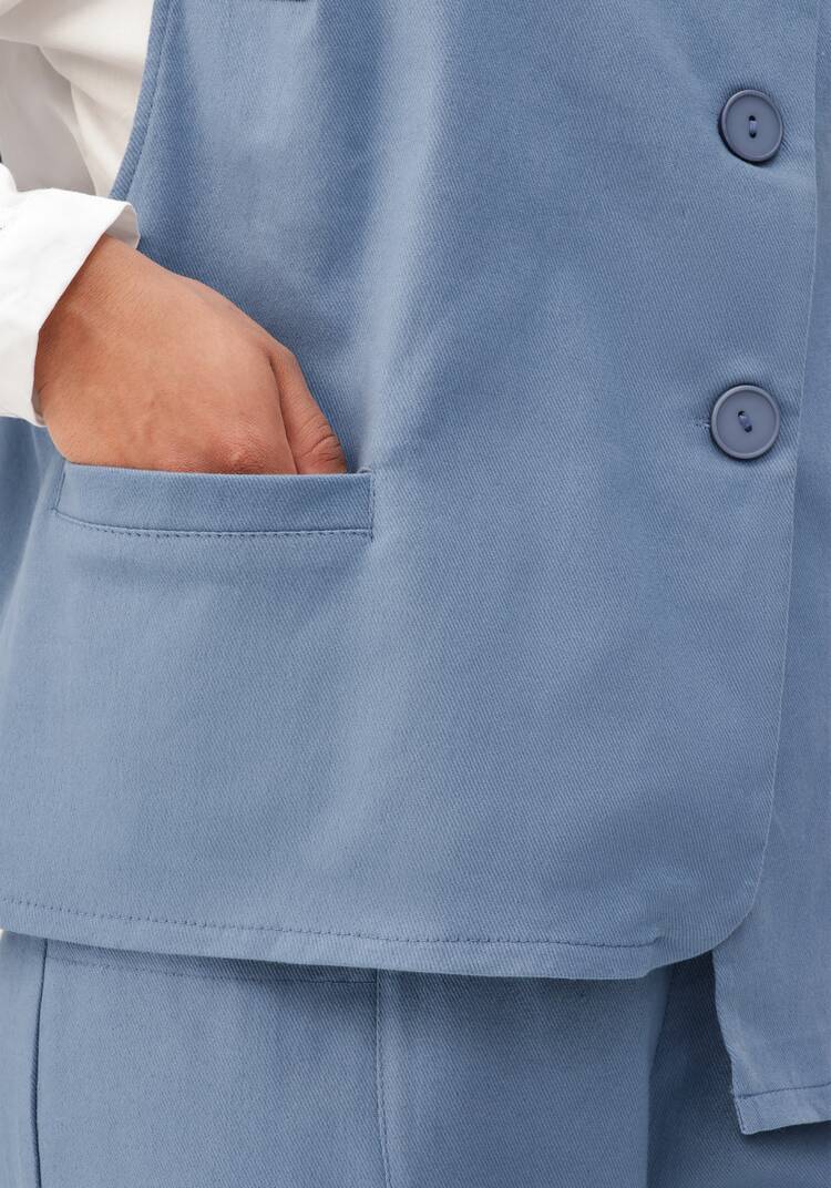 Жилет с асимметричной застёжкой шир.  750, рис. 12