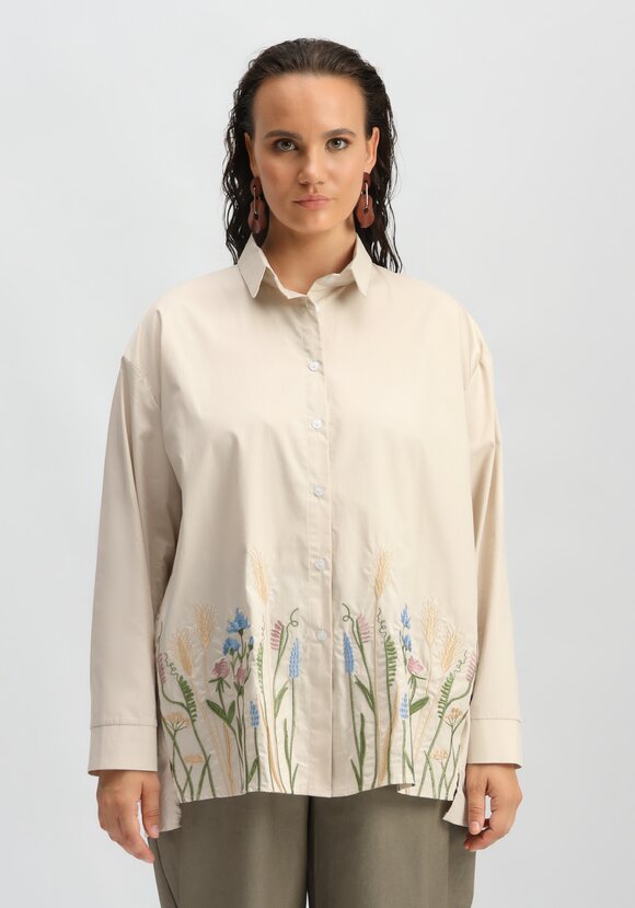 Рубашка с вышивкой по низу шир.  580, рис. 21