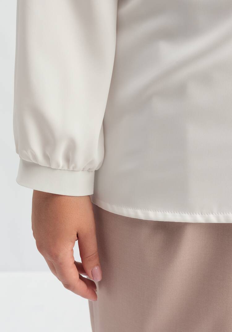 Блуза на пуговицах с декоративными складками шир.  750, рис. 7