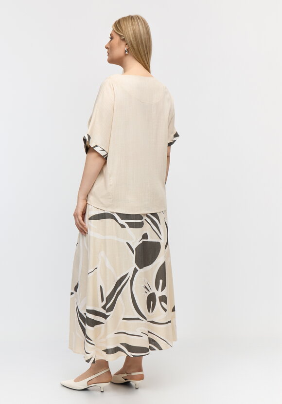 Костюм из вискозы: блуза с юбкой шир.  580, рис. 10