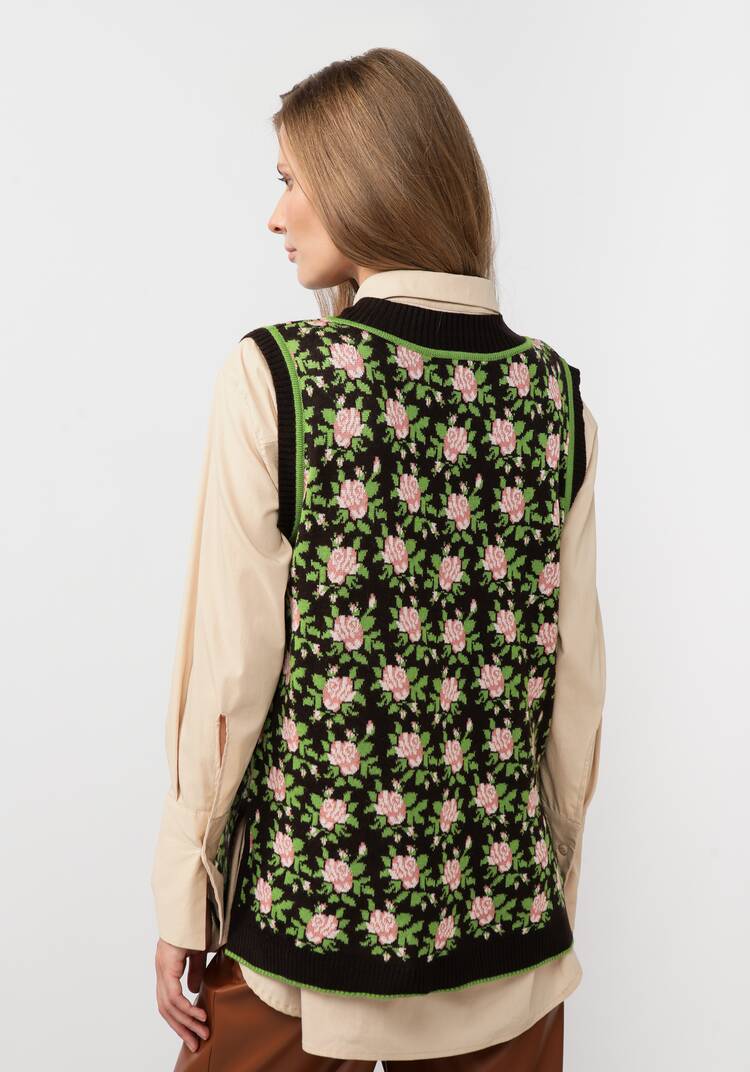 Жилет женский с цветочным рисунком шир.  750, рис. 10