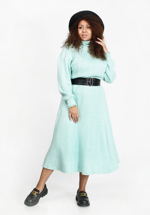 Платье с высоким воротником и манжетами шир.  580, рис. 6