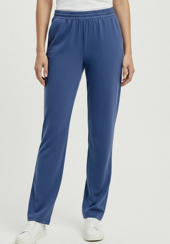 Брюки прямые трикотажные на резинке шир.  580, рис. 20