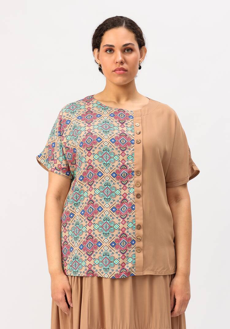 Блуза с асимметричной вставкой шир.  750, рис. 21