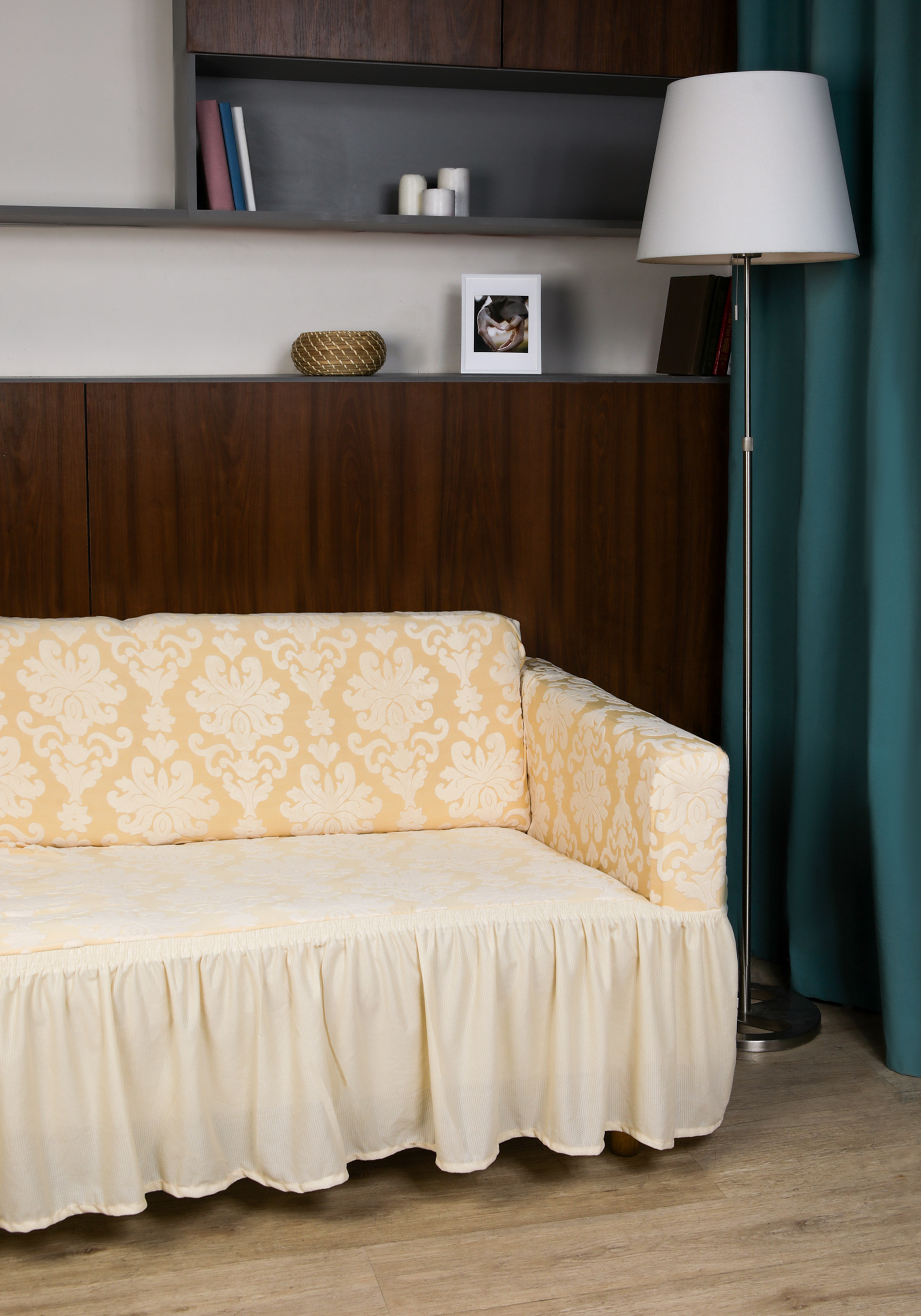 Чехол для дивана с оборкой Марианна, цвет бежевый, размер Евро