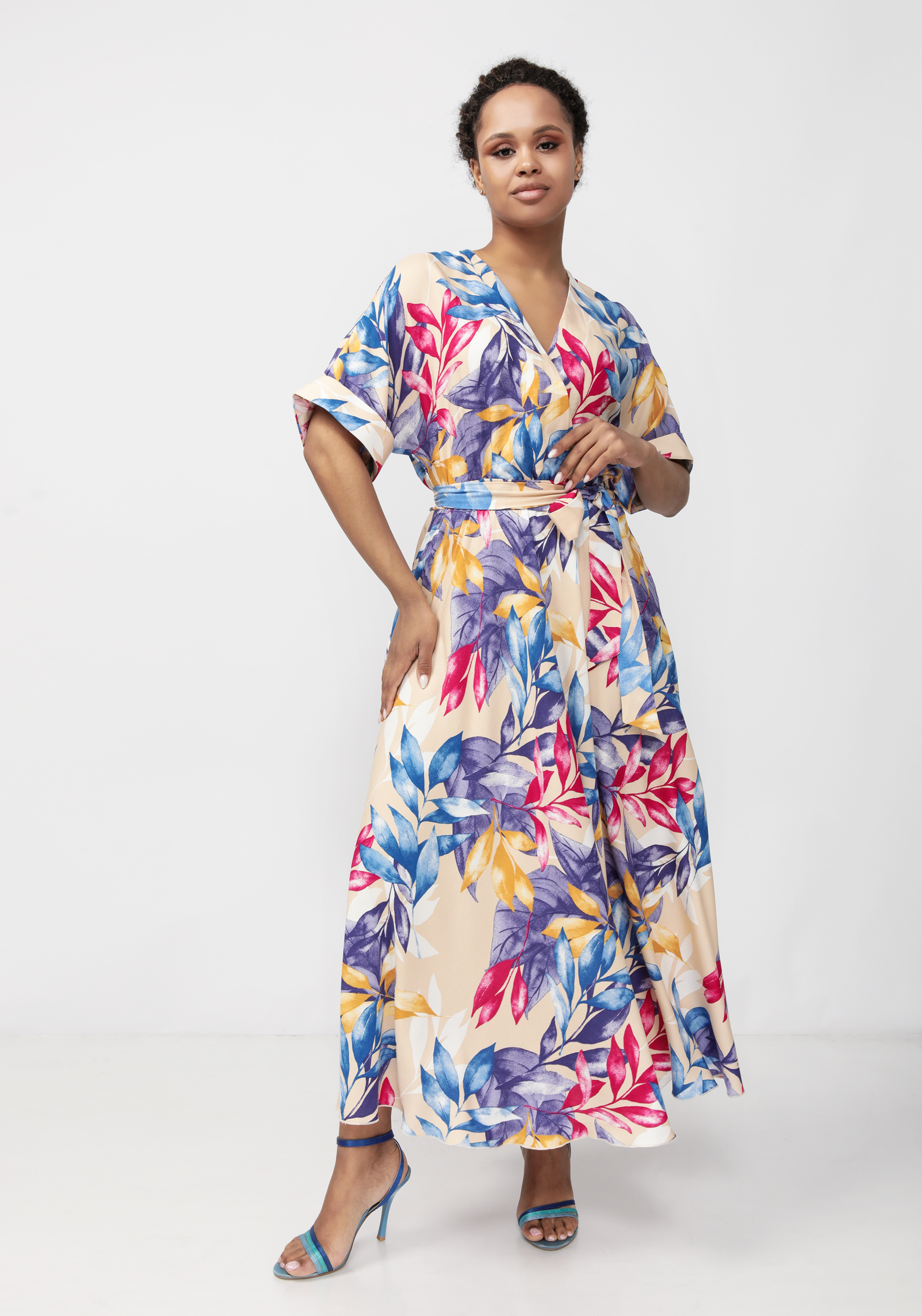 Платье на запах свободного кроя Bianka Modeno, цвет бежевый, размер 58 - фото 9