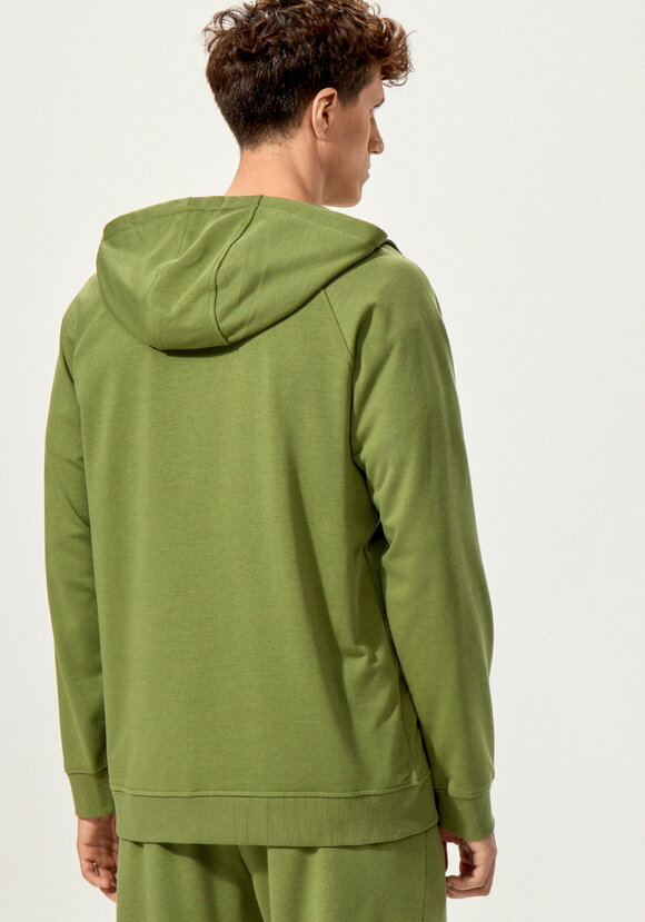 Толстовка с вышивкой и капюшоном шир.  580, рис. 19