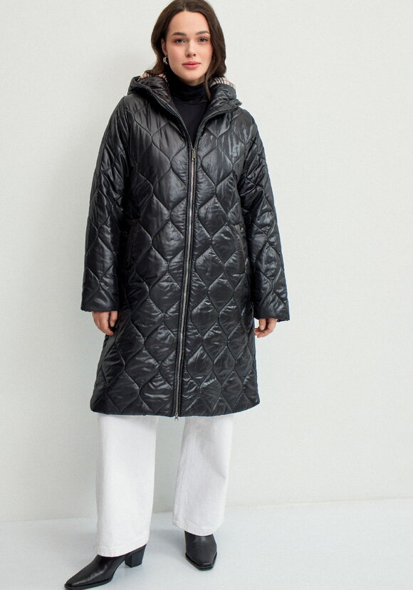 Куртка прямого кроя с капюшоном на молнии шир.  580, рис. 37