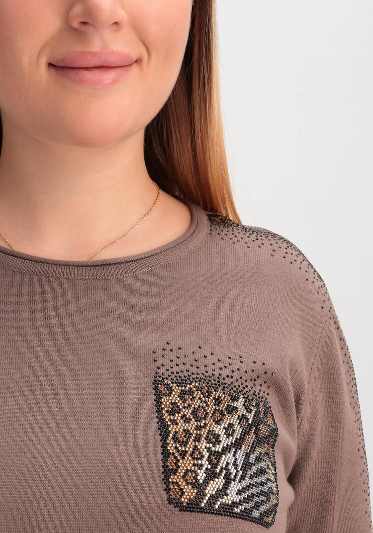 Джемпер с лампасами и карманом из страз шир.  750, рис. 5