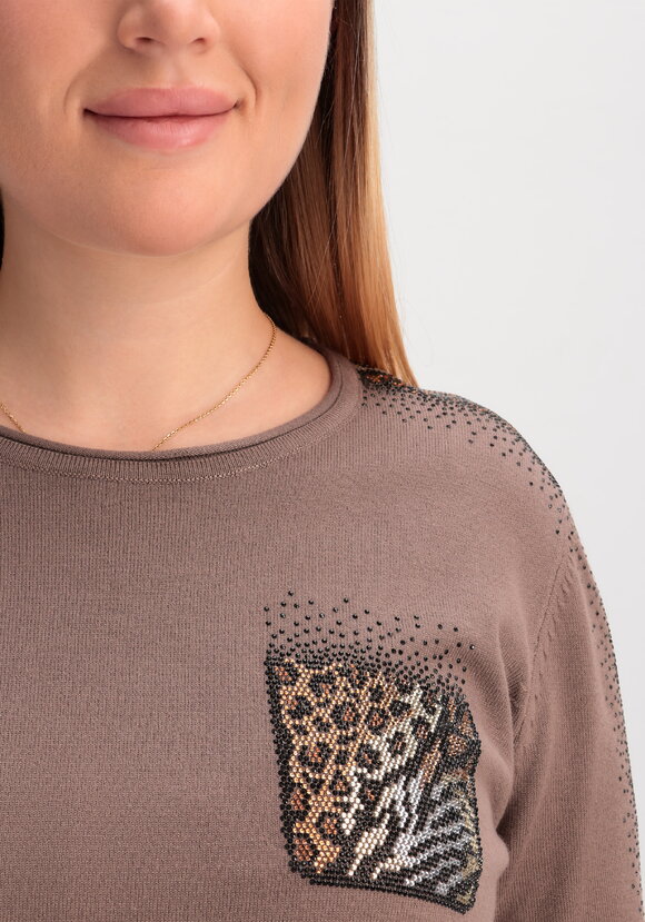 Джемпер с лампасами и карманом из страз шир.  580, рис. 5