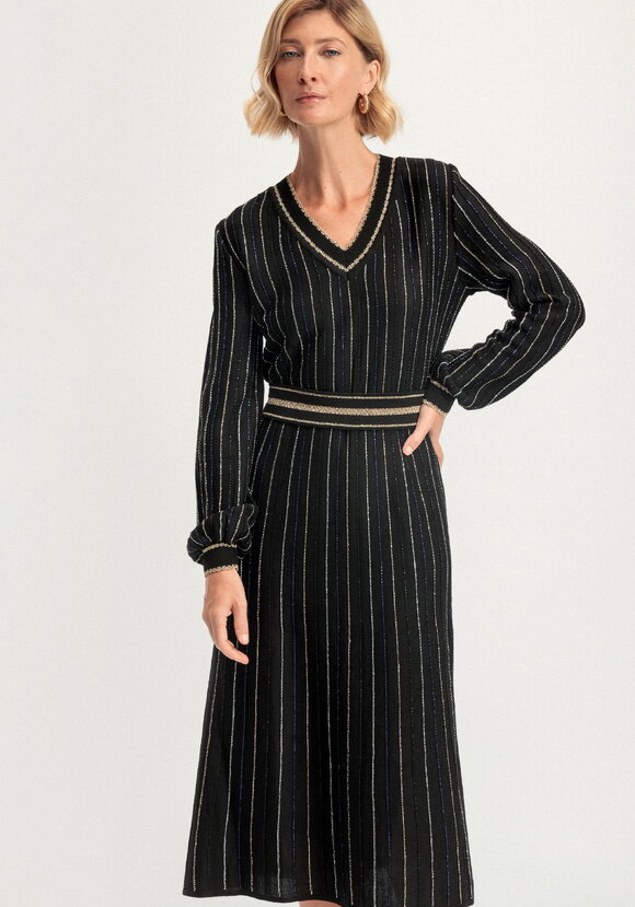 Платье с полосами из метанити шир.  580, рис. 8