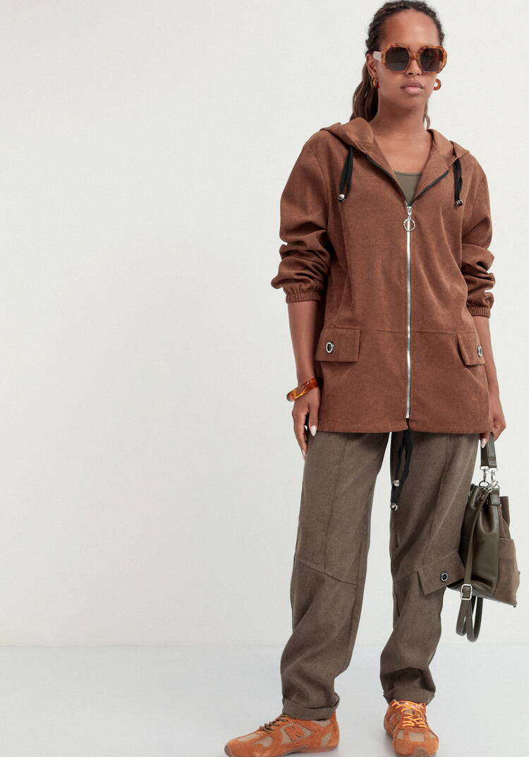 Куртка вельветовая с капюшоном на молнии шир.  750, рис. 26