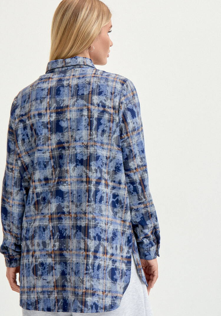 Рубашка в клетку на пуговицах с нашивкой шир.  750, рис. 3