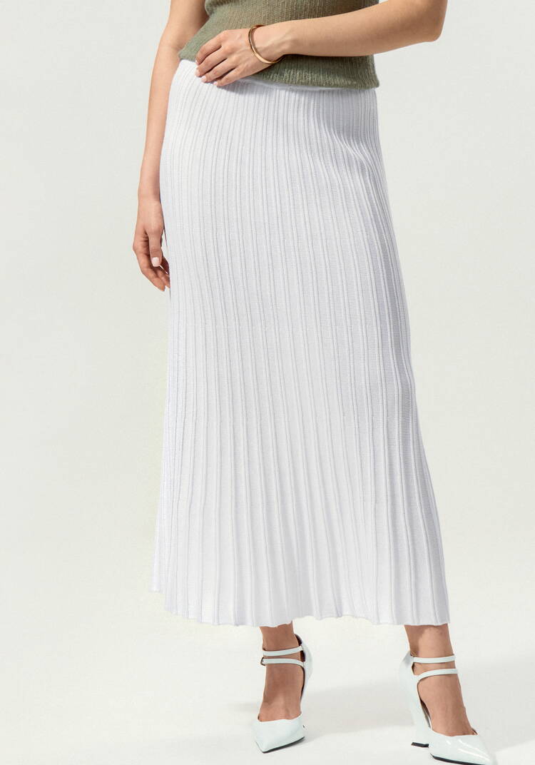 Юбка плиссе длины миди шир.  750, рис. 10