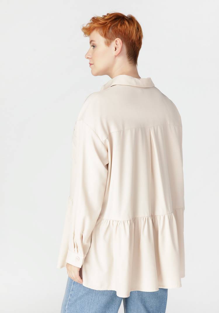 Блуза на пуговицах с баской и карманом шир.  750, рис. 2