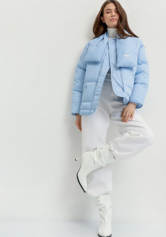 Куртка со съемным воротником шир.  580, рис. 42