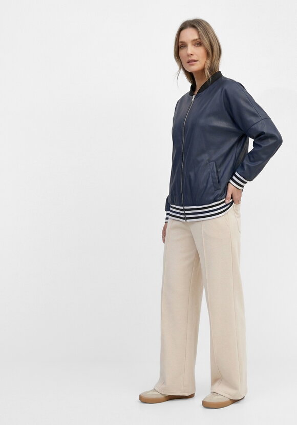 Жакет с поясом и рукавом на манжете шир.  580, рис. 14