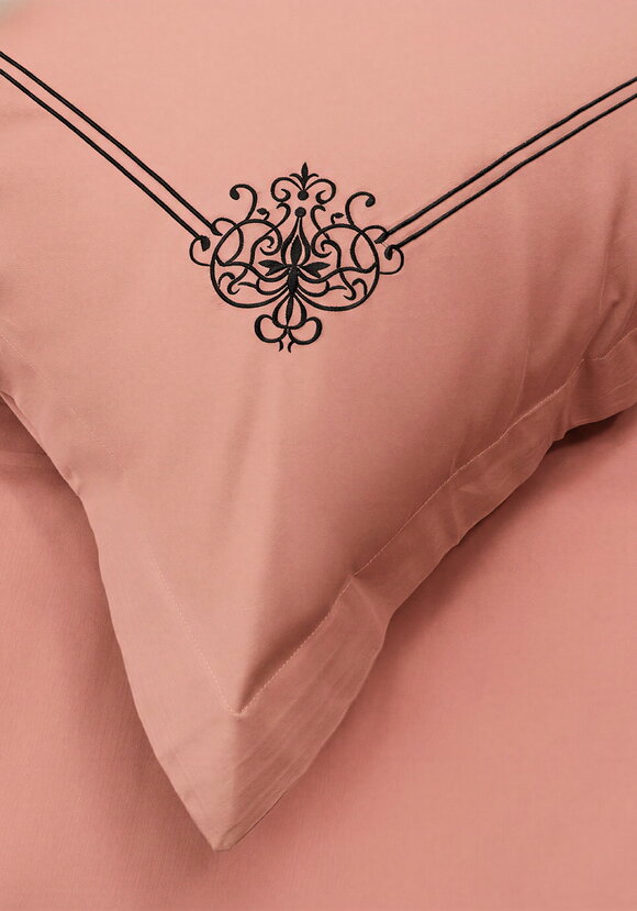 КПБ сатин с вышивкой, евро шир.  580, рис. 17