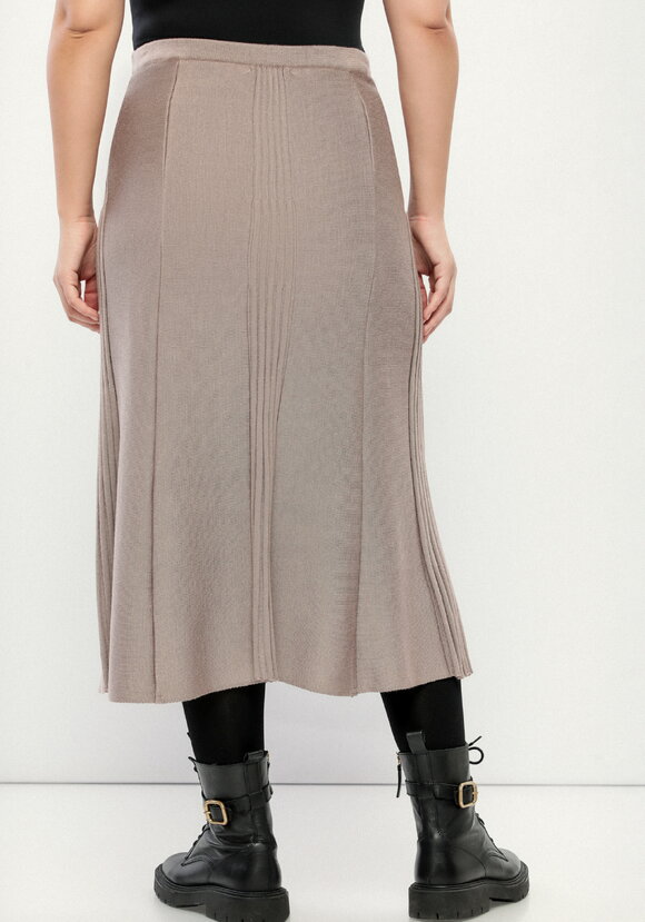 Юбка женская годе шир.  580, рис. 23