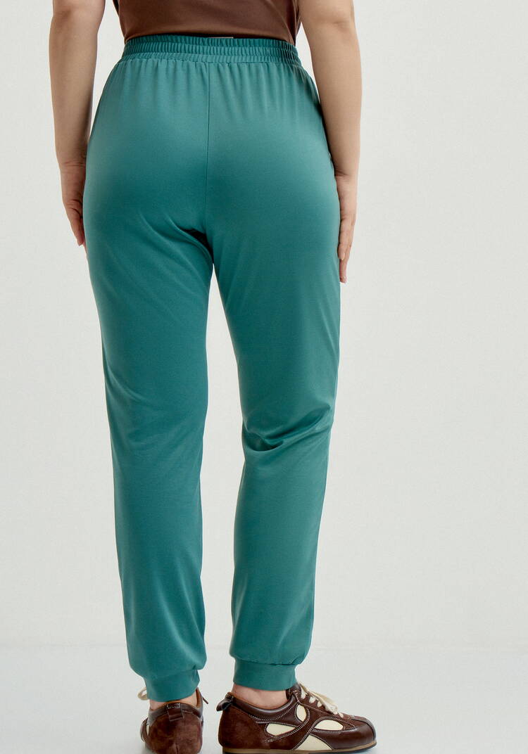 Брюки спортивные из трикотажа шир.  750, рис. 3