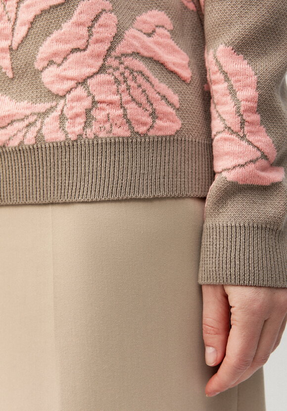 Джемпер с цветочно-лиственным принтом шир.  580, рис. 6