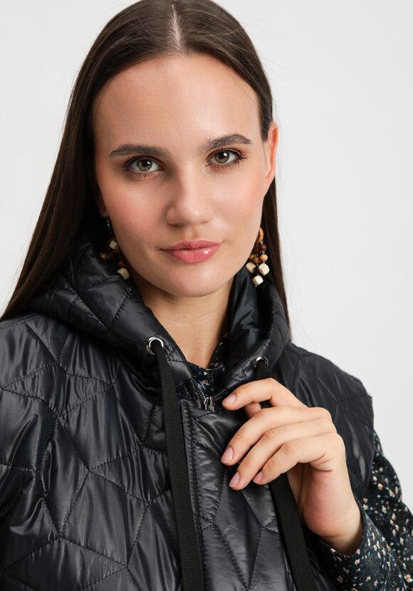 Жилет оверсайз удлинённый с капюшоном шир.  580, рис. 16