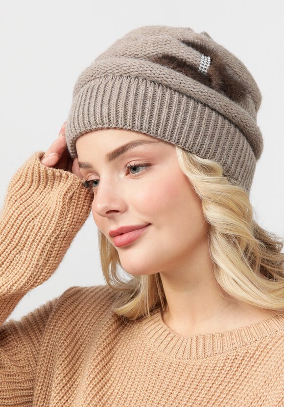 Шапка "Алейда" купить со скидкой в интернет-магазине Леомакс