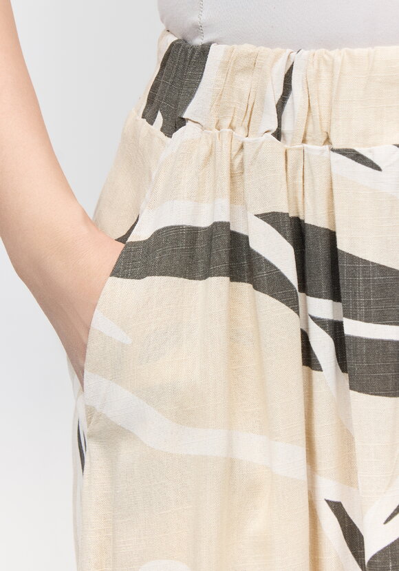 Костюм из вискозы: блуза с юбкой шир.  580, рис. 14