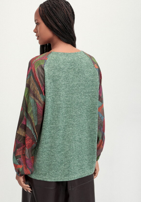 Блуза трикотажная с красочным принтом шир.  580, рис. 3