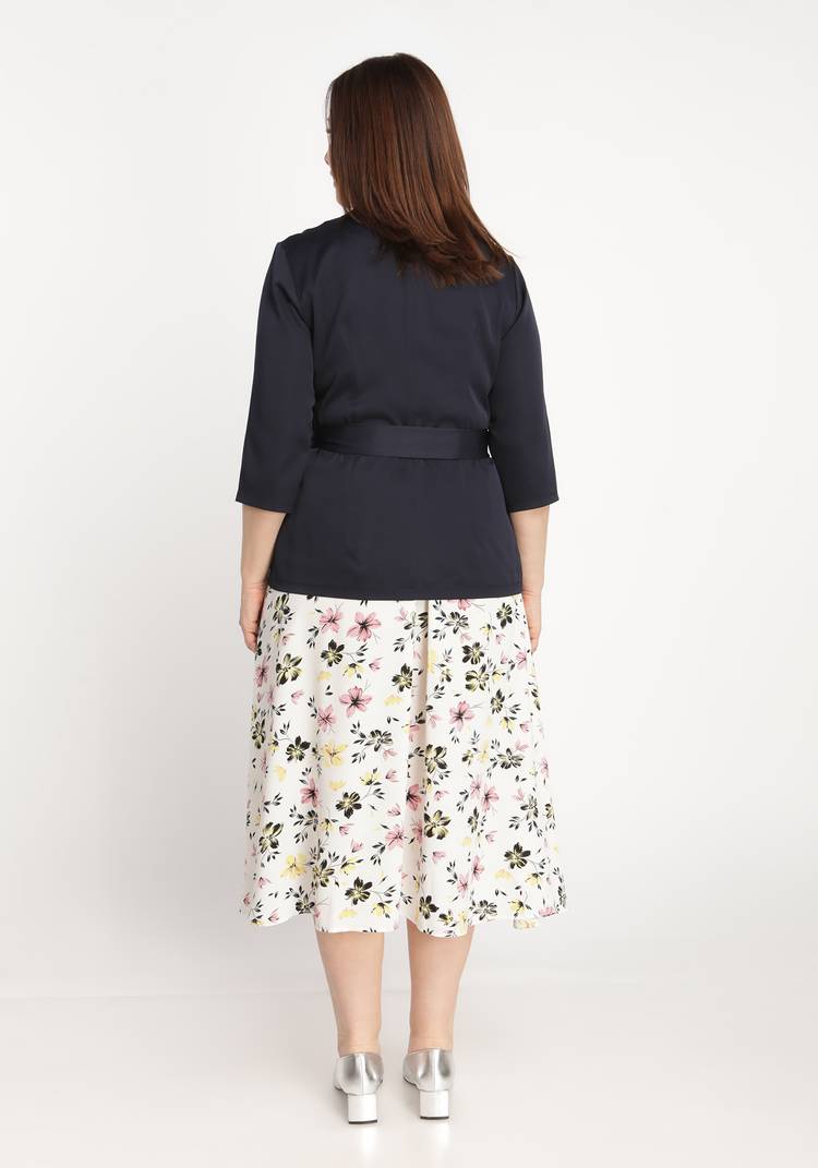 Костюм двойка: жакет и юбка шир.  750, рис. 26