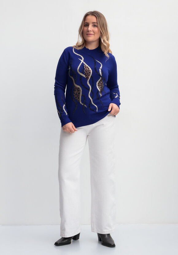 Джемпер с абстракцией на рукавах и полочке шир.  580, рис. 12