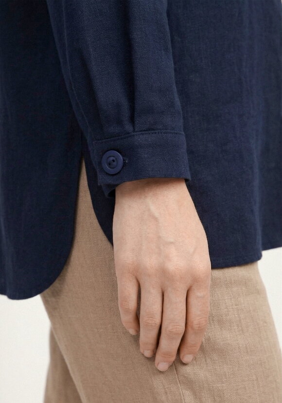 Рубашка на пуговицах из льна шир.  580, рис. 13