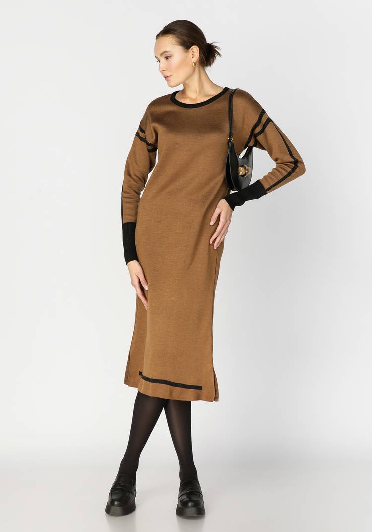 Платье прямого силуэта с контрастной отделкой шир.  750, рис. 1