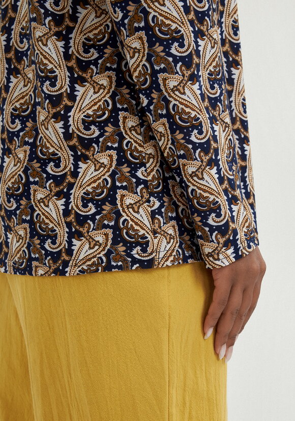 Лонгслив Эмилия шир.  580, рис. 46