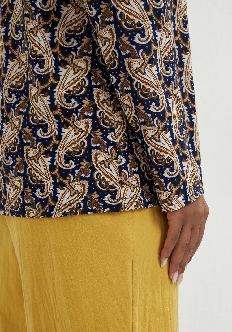 Лонгслив Эмилия шир.  750, рис. 46